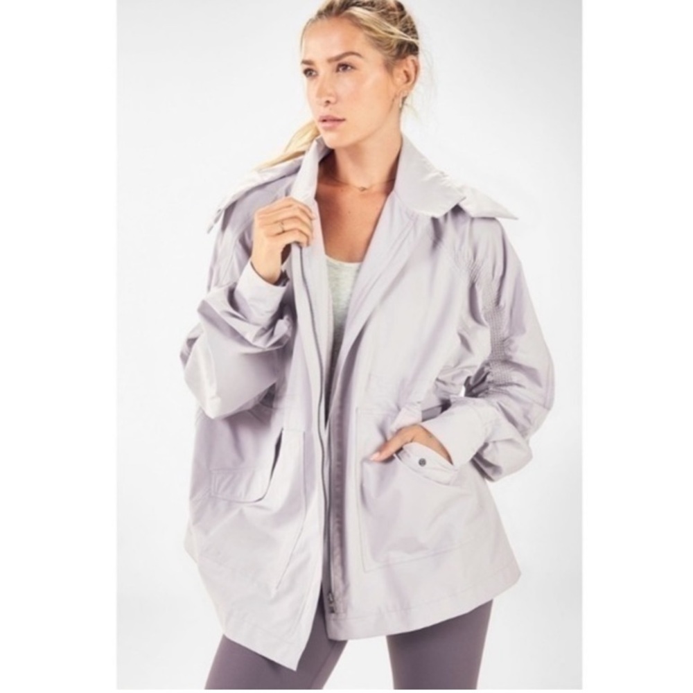 Fabletics Gianna Light Purple Like New Rain Jacket Size XL